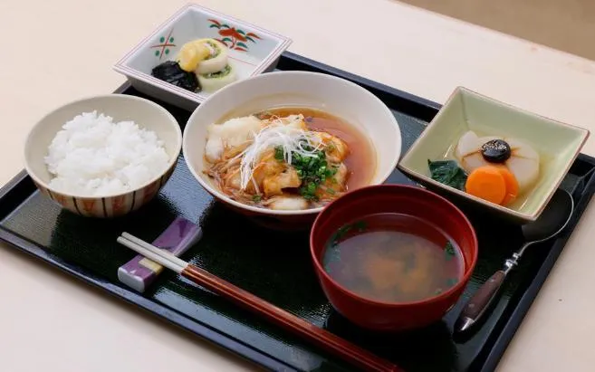 ウイーザス荻窪食事