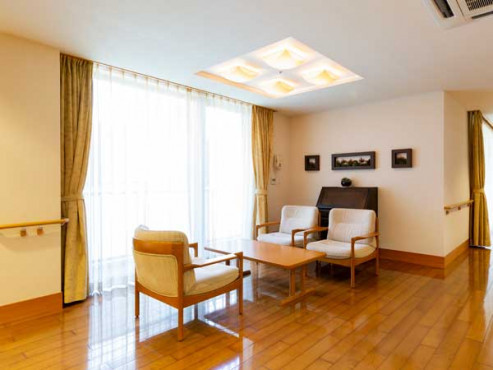 ヒルデモア駒沢公園