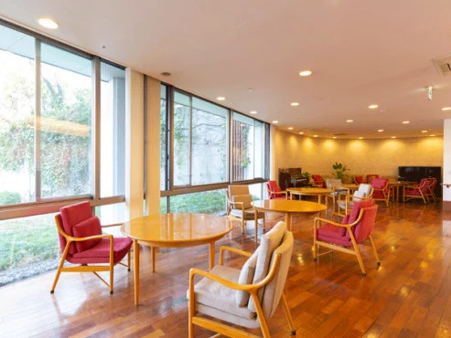 ヒルデモア三渓園