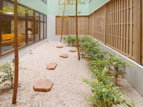 ライフコミューン生田