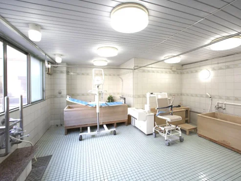 エスティームライフ学園前