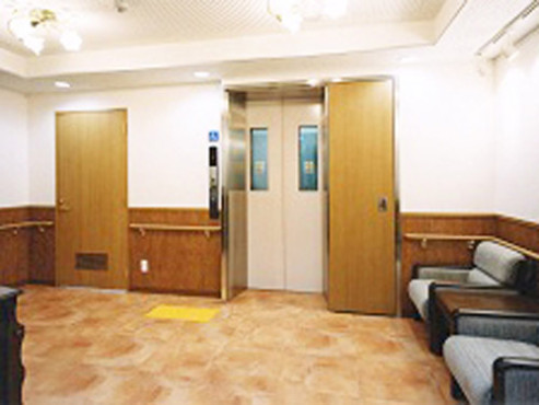 SOMPOケア そんぽの家川西鶴之荘