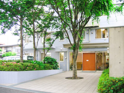 シニア町内会癒しのまくはり館