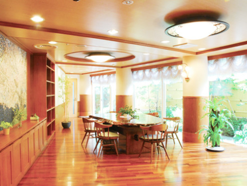 ロビーラウンジ