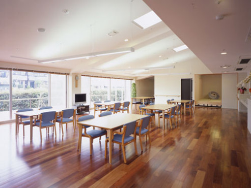 アズハイム横浜東寺尾