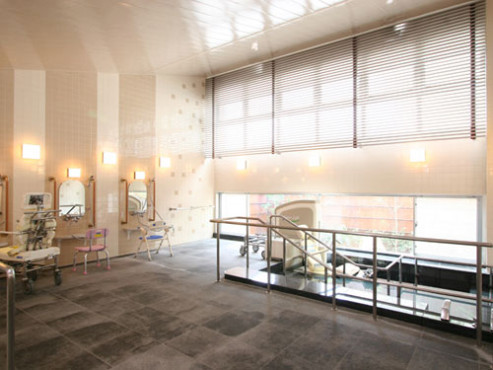 アズハイム横浜東寺尾