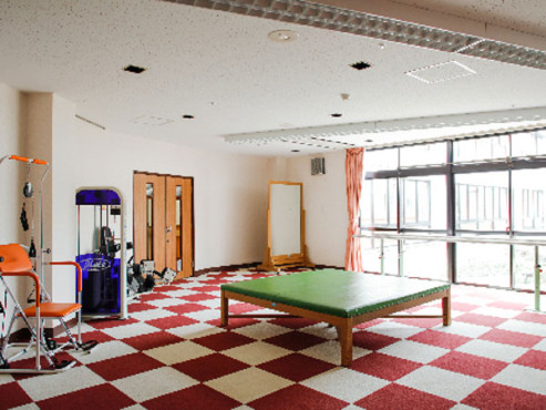 ロイヤルハウス石岡本館