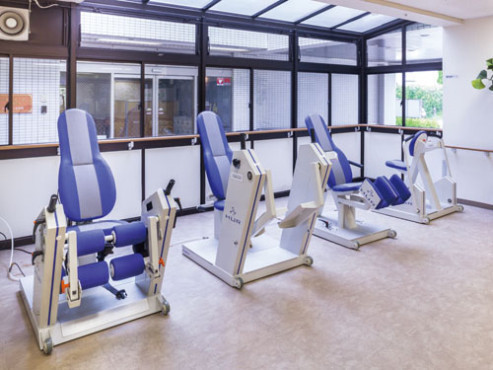 ニチイホーム仲町台