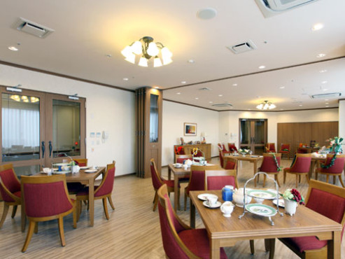 グッドタイム リビング 尼崎駅前