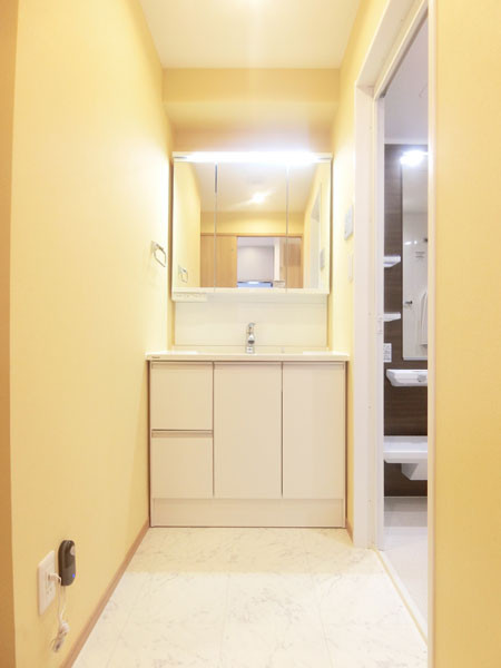 ゼファー明大前クローチェ