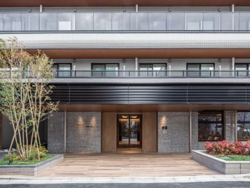 アズハイム城東公園