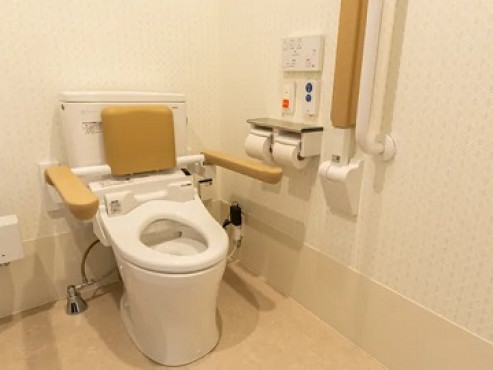 ロイヤルホーム柴原駅前