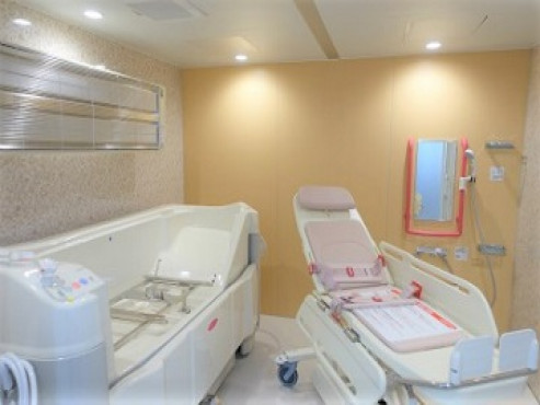 ロイヤルホーム柴原駅前