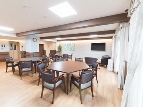 ロイヤルホーム茨木