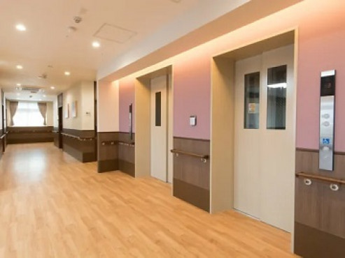 ロイヤルホーム茨木