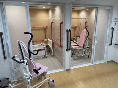 ロイヤルホーム吹田駅前