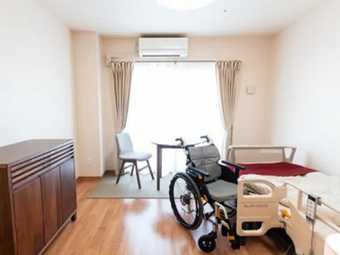 ロイヤルホーム箕面