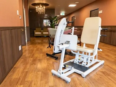 ロイヤルホーム箕面