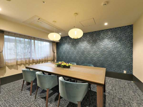 プレザングラン岡本