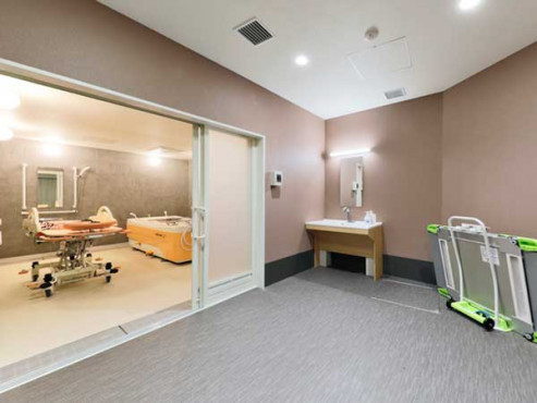 プレザングラン岡本