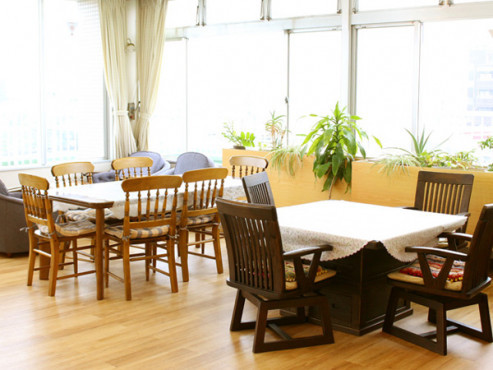 本館５階多目的ホール