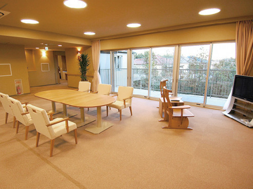 青梅ガーデンハウス