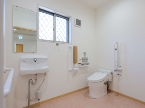 リアン寒川岡田