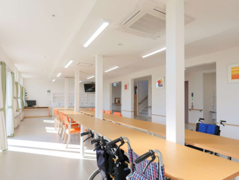 リアン寒川岡田