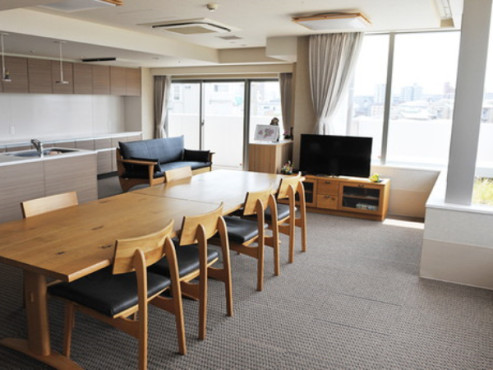 グルメ杵屋社会貢献大領の家