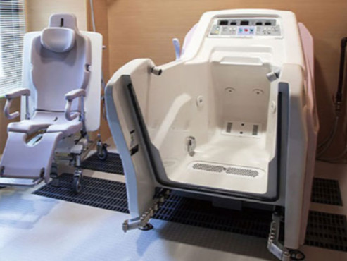 医療ケア Re’sela Holmes大楠