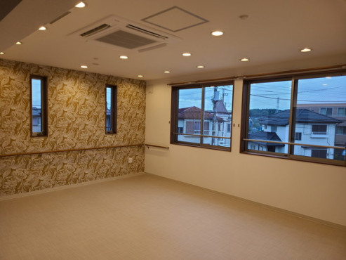 ラプレ柏・逆井