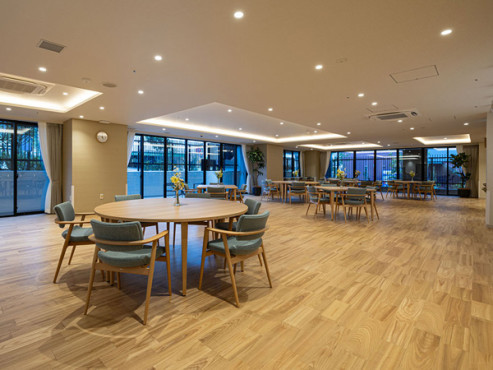 チャームスイート旗の台