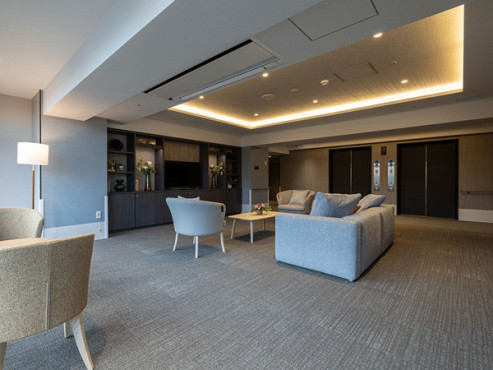 チャームスイート旗の台