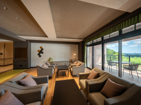 SOMPOケア ラヴィーレ泉パークタウン朝日