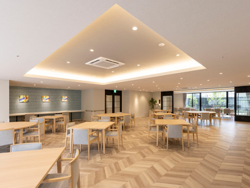 チャームスイート宝塚小浜