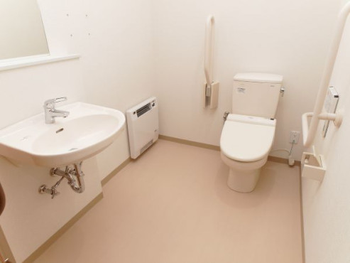 有料老人ホームうるおい川の音