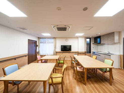 ガーデンフィールズ保木間