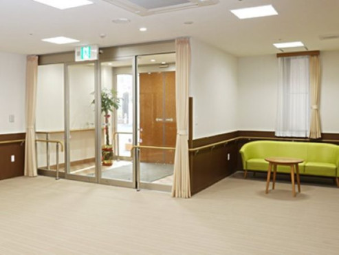 エントランス・談話スペース