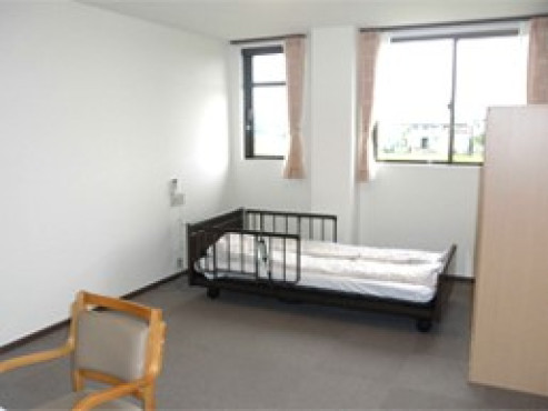 くましろ・ほんごう館