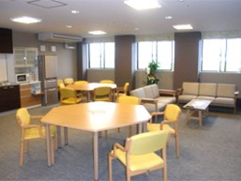 くましろ・ほんごう館