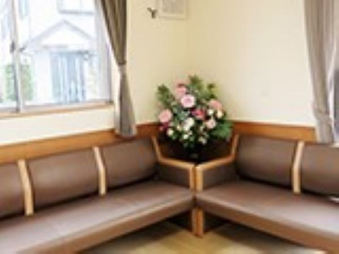 リビングケア唯の郷愛甲石田