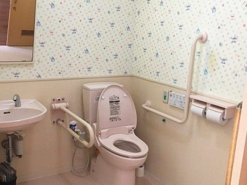 車椅子対応トイレ