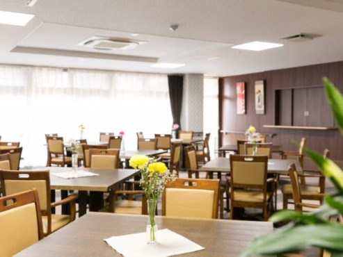 サービス付き高齢者向け住宅春風