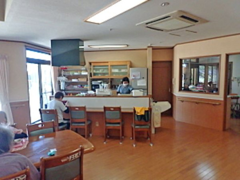 リビングに併設のキッチン