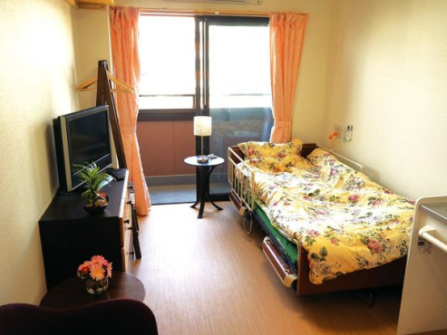 サエラ湊川公園