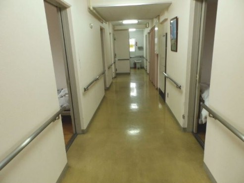 お年寄りお世話の家