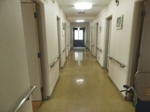 お年寄りお世話の家