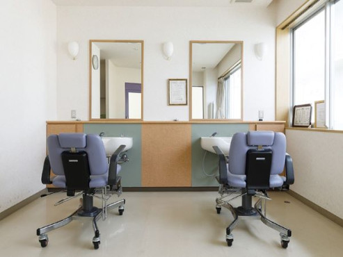 スーパーびゅー蓮花寺