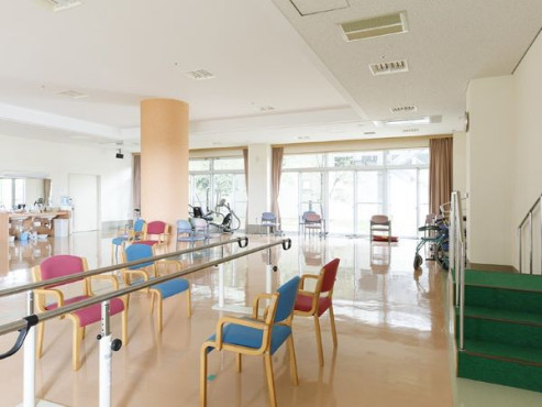 スーパーびゅー蓮花寺