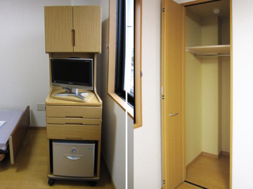 居室（テレビ台・収納）